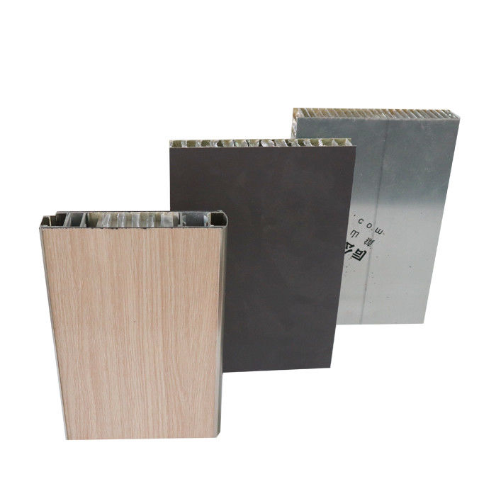 Długość 4000 mm Rdzeń o strukturze plastra miodu Perforowane panele sufitowe Aluminiowe arkusze sufitowe